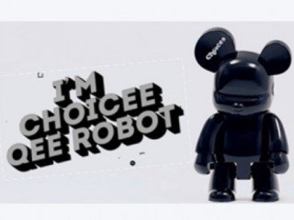 Choicee Qee Robot 首款遙控機器熊公仔！